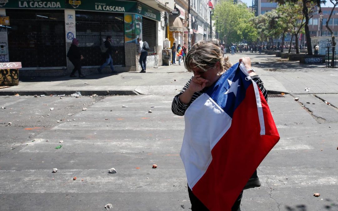 Piñera propone acuerdo para frenar manifestaciones