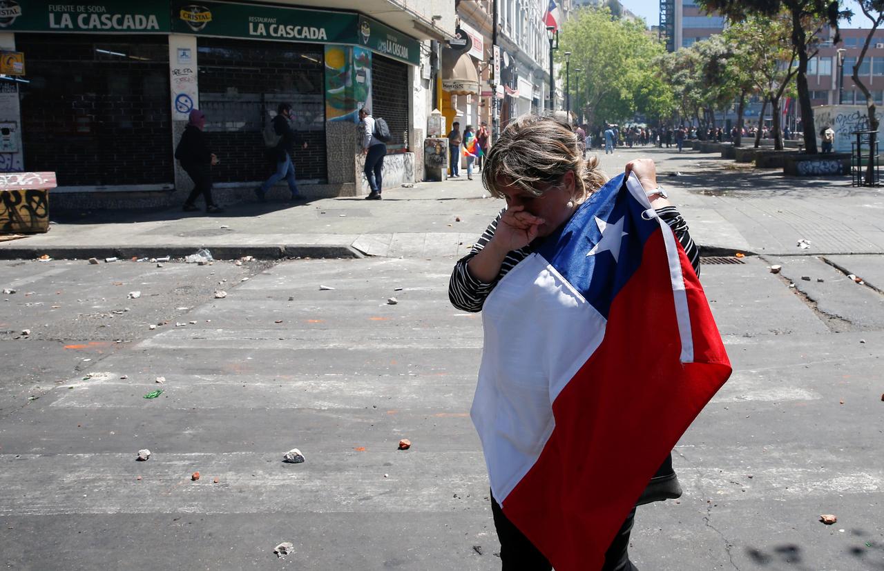 16 fallecidos es el saldo dejado hasta ahora por las protestas. Foto: REUTERS/Rodrigo Garrido