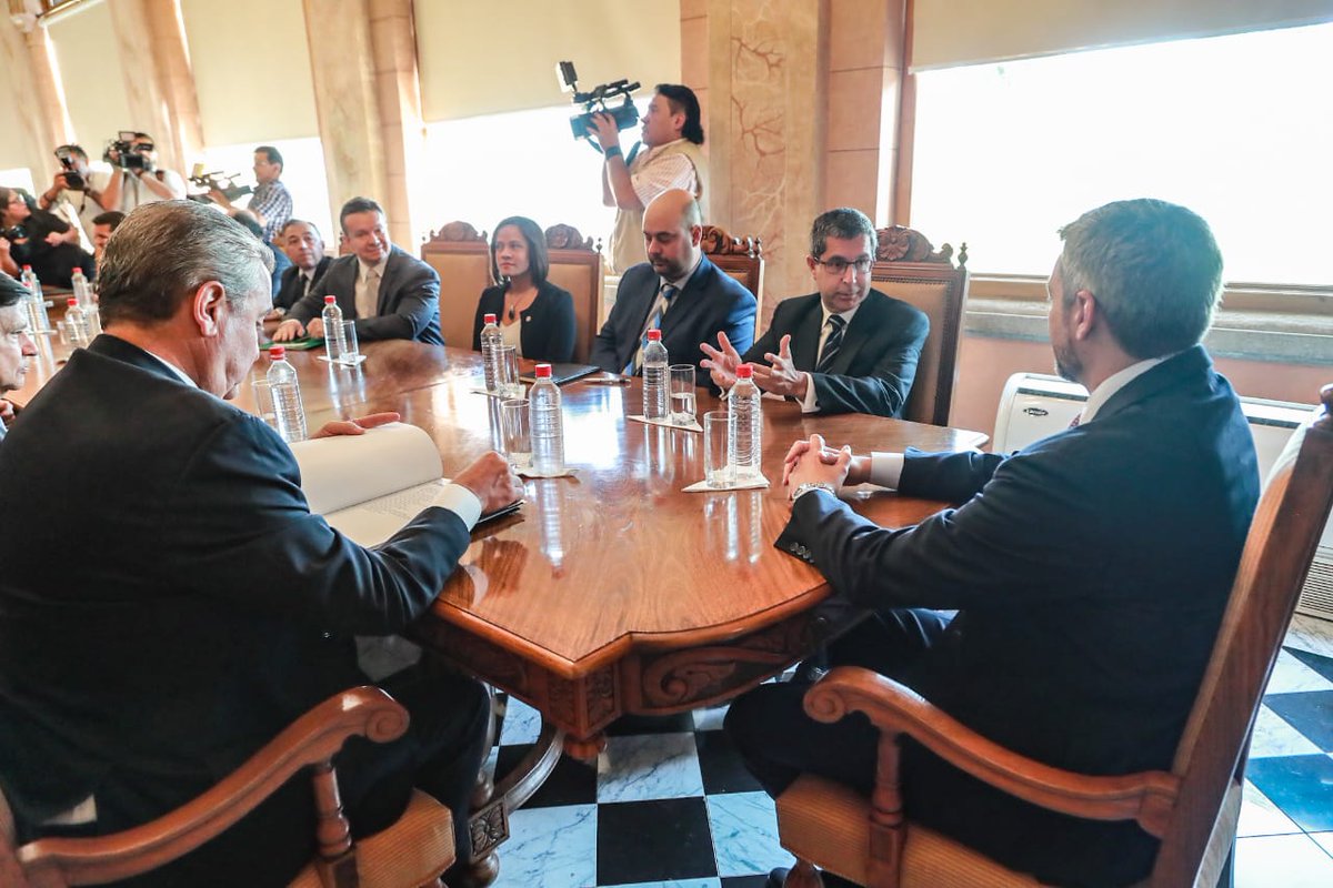 La reunión se realizó en el Palacio de López. Foto: Presidencia
