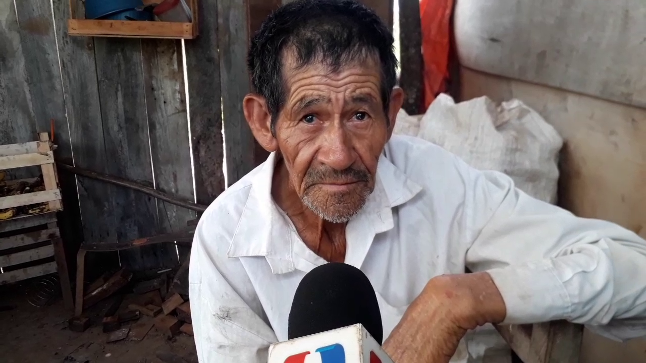 Francisco Vera solicita pensión alimentaria para adultos mayores, para poder sostener a su familia.