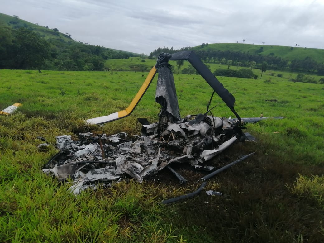 El helicóptero quedó completamente destruido. Foto: Gentileza