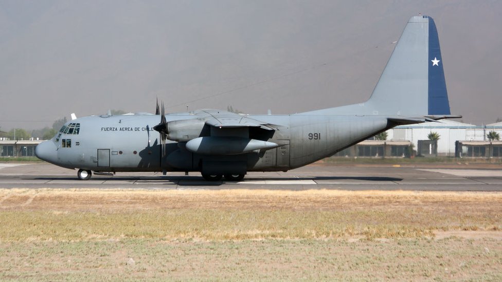 Avión Hércules C-130 de la Fuerza Aérea de Chile. Foto: Getty Images