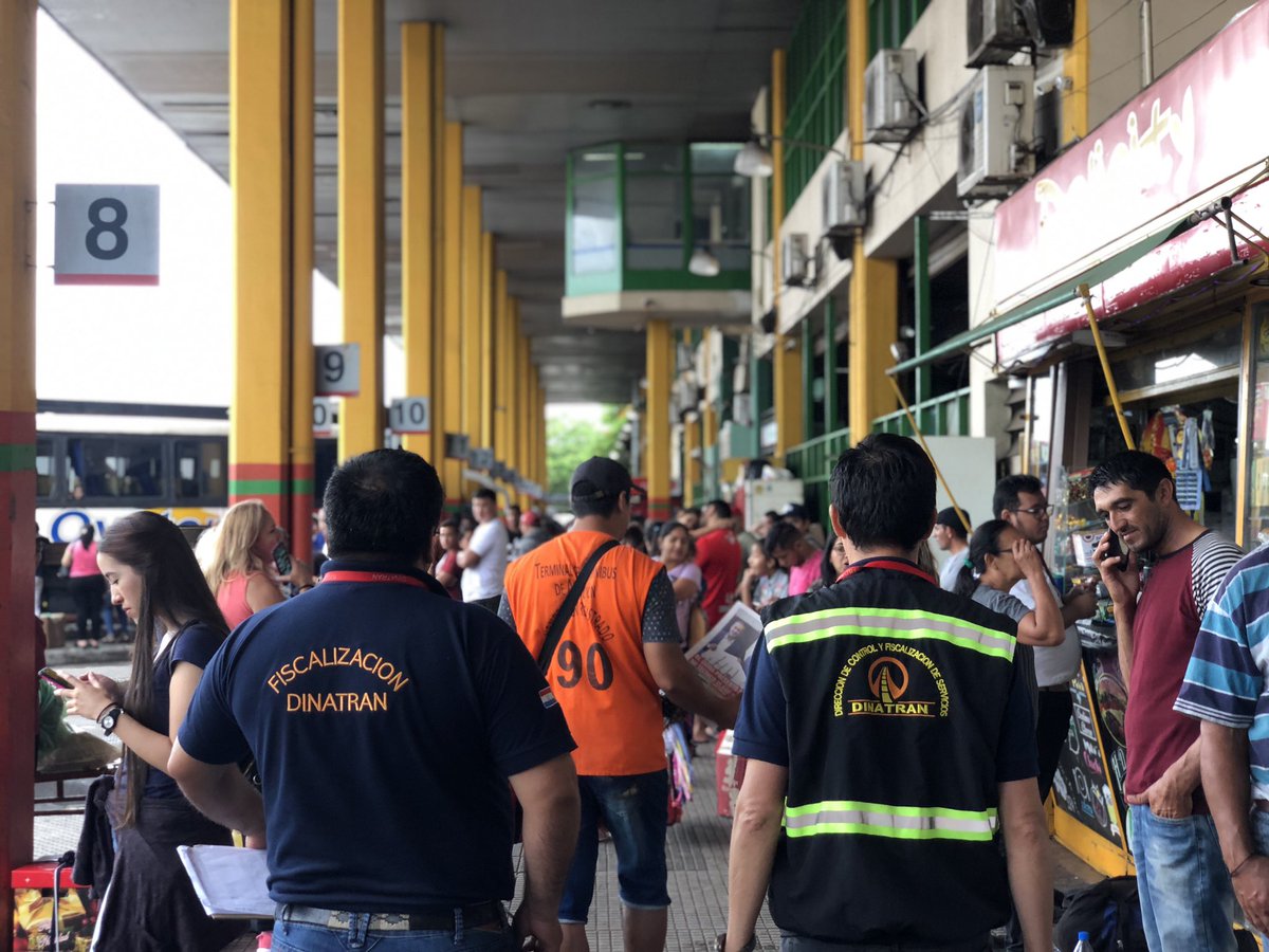 Gran cantidad de pasajeros registró la terminal. Foto: Dinatran