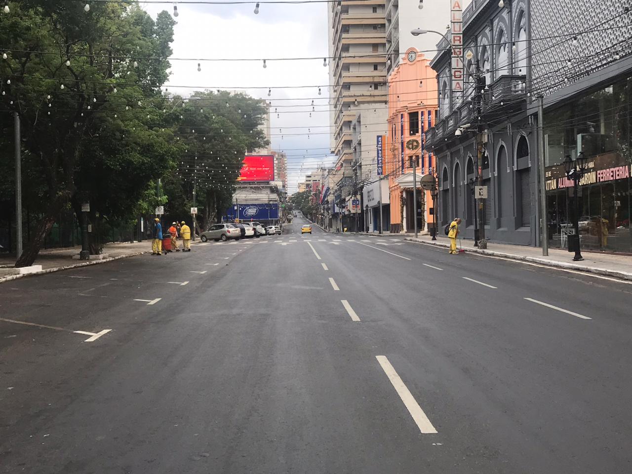 La capital amaneció completamente limpia. Foto: Municipalidad