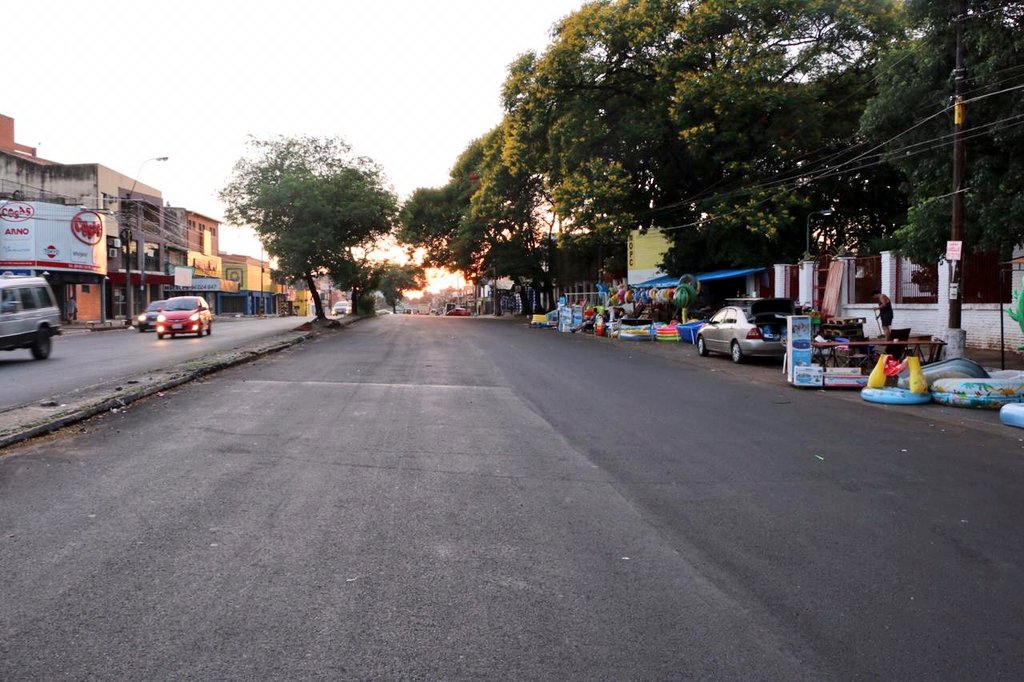 Las calles de Asunción amanecieron libres de basuras en la mañana del 6 de enero. Foto: @AsuDsu