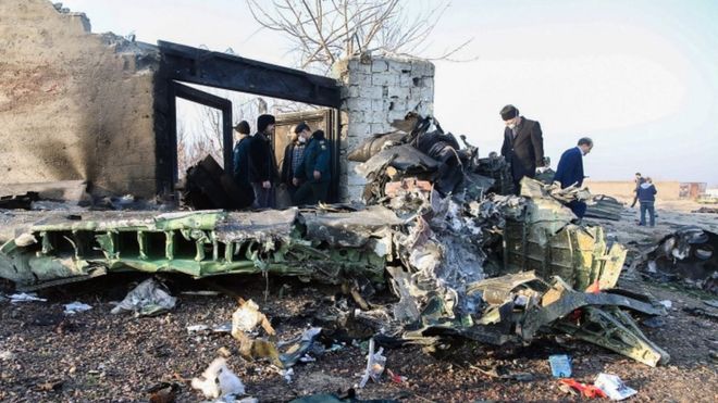 No hubo sobrevivientes del Boing 737 que se estrelló en Teherán. Foto: AFP