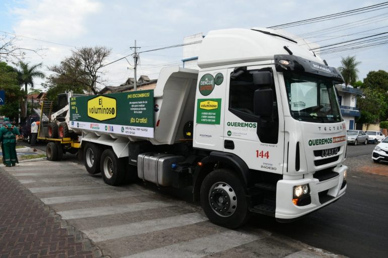 El camión puede recolectar hasta 17 mil kilos. Foto: Municipalidad