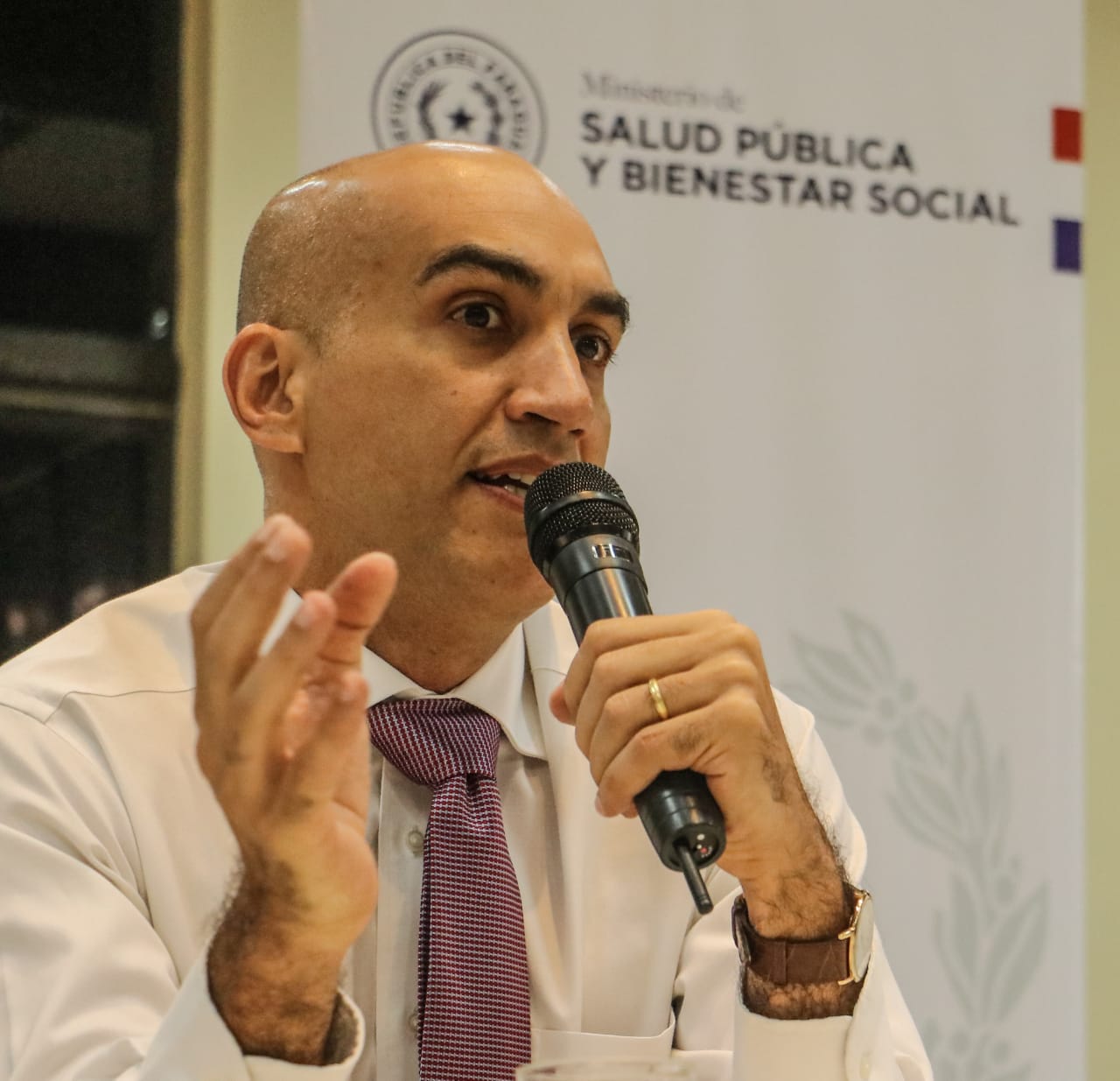 Julio Mazzoleni (ministro de Salud). Foto: @IPParaguay