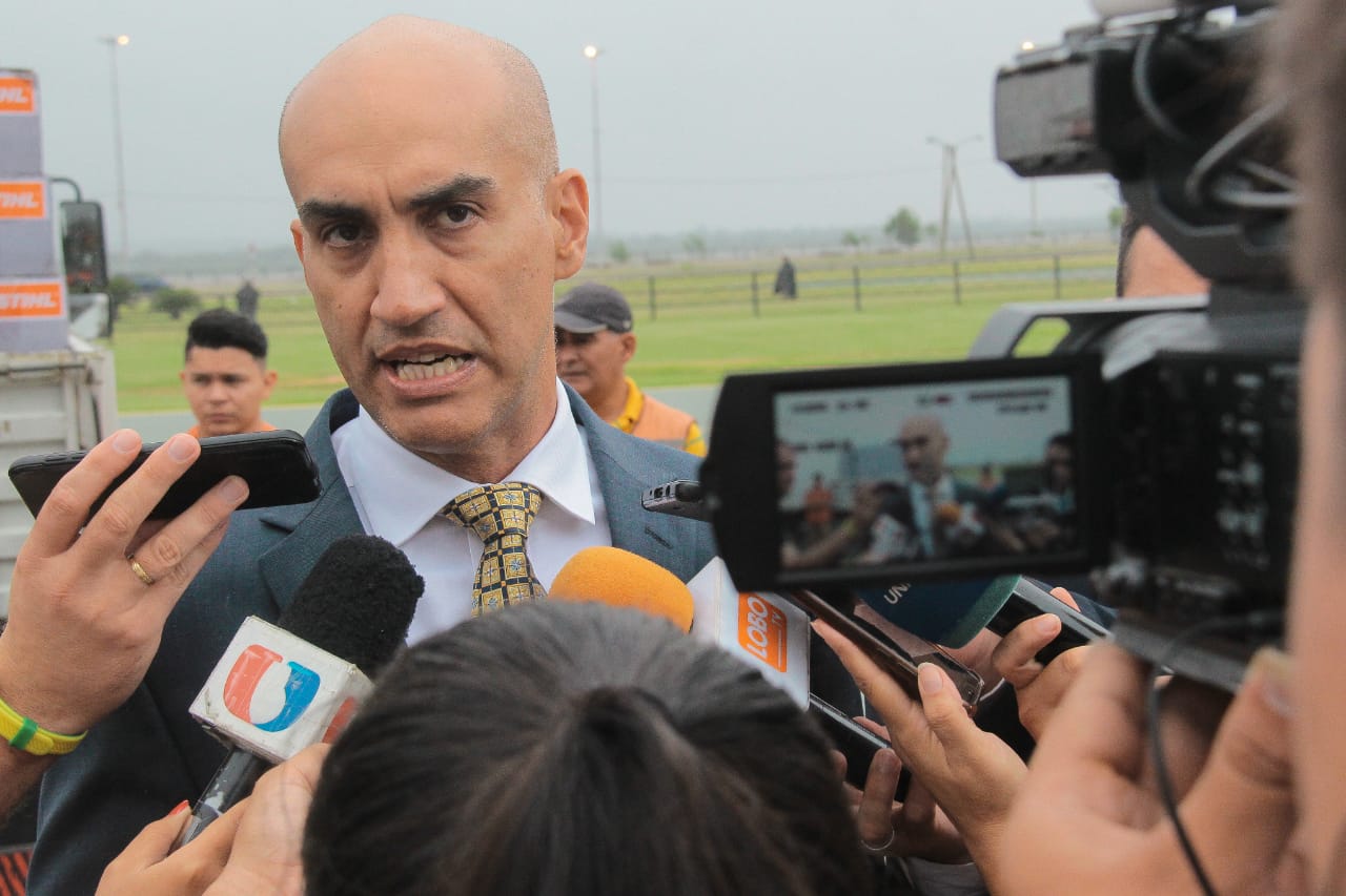 Julio Mazzoleni (ministro de Salud). Foto: Ministerio de Salud.