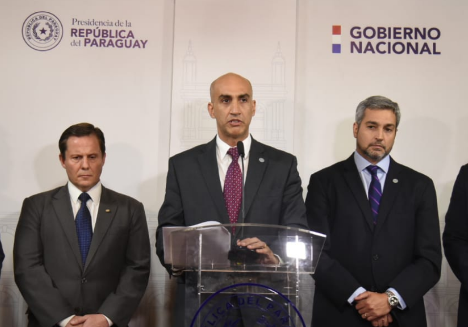 En cumbre de poderes, Salud Pública anunció la suspensión de actividades con aglomeración de gente por 15 días | Foto: Ministerio de Salud