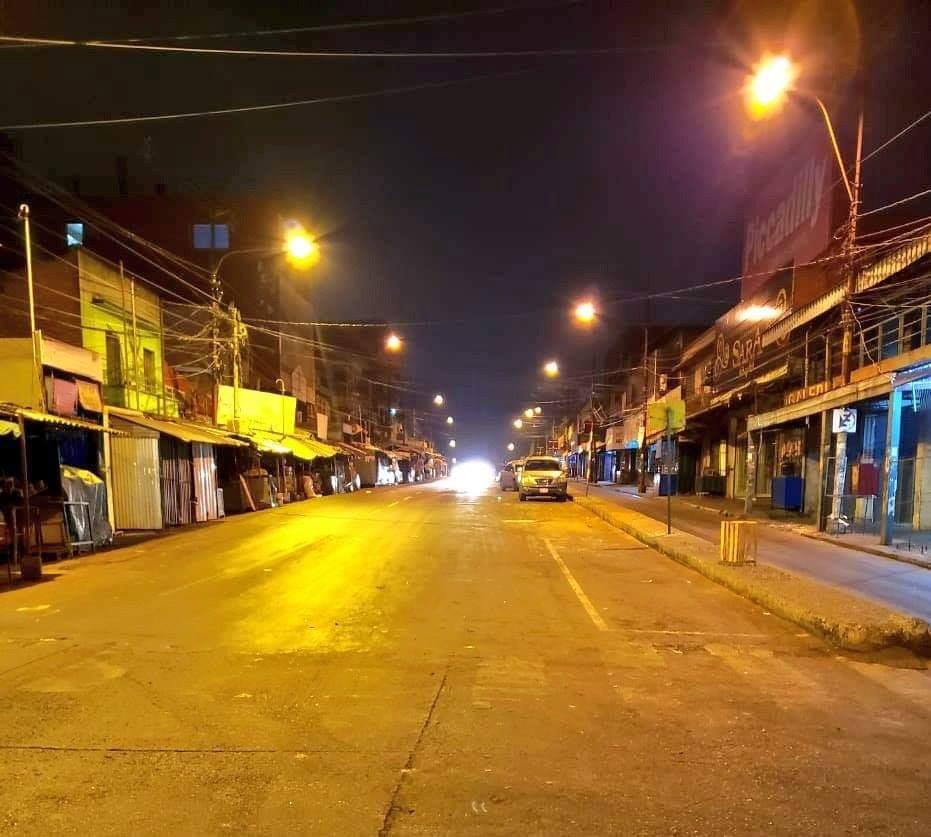 Las calles del país se vieron semi vacías durante la noche y madrugada.