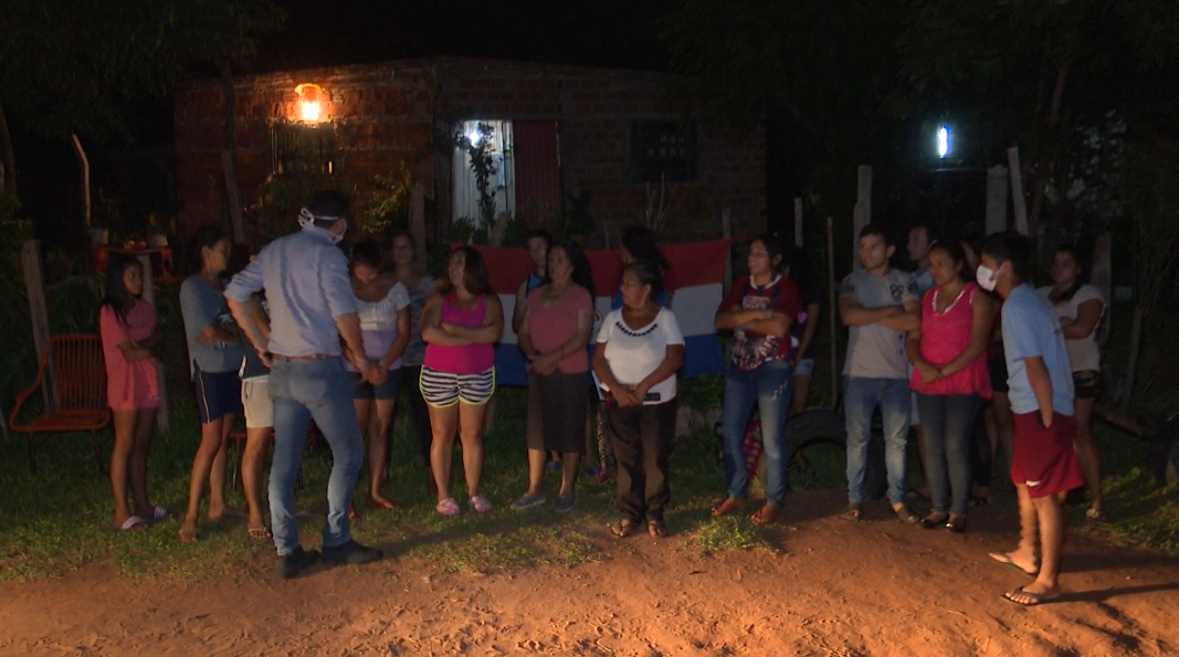 Los vecinos aseguran que ya no tienen con qué alimentar a sus hijos.