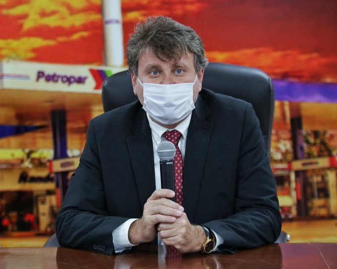 Ejecutivo nombra a Denis Lichi como nuevo titular de Petropar