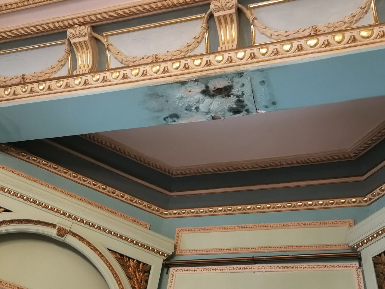 El ala oeste del Palacio de López corre riesgo de derrumbe, por lo que iniciarán las obras para restaurarlo. Foto: MOPC
