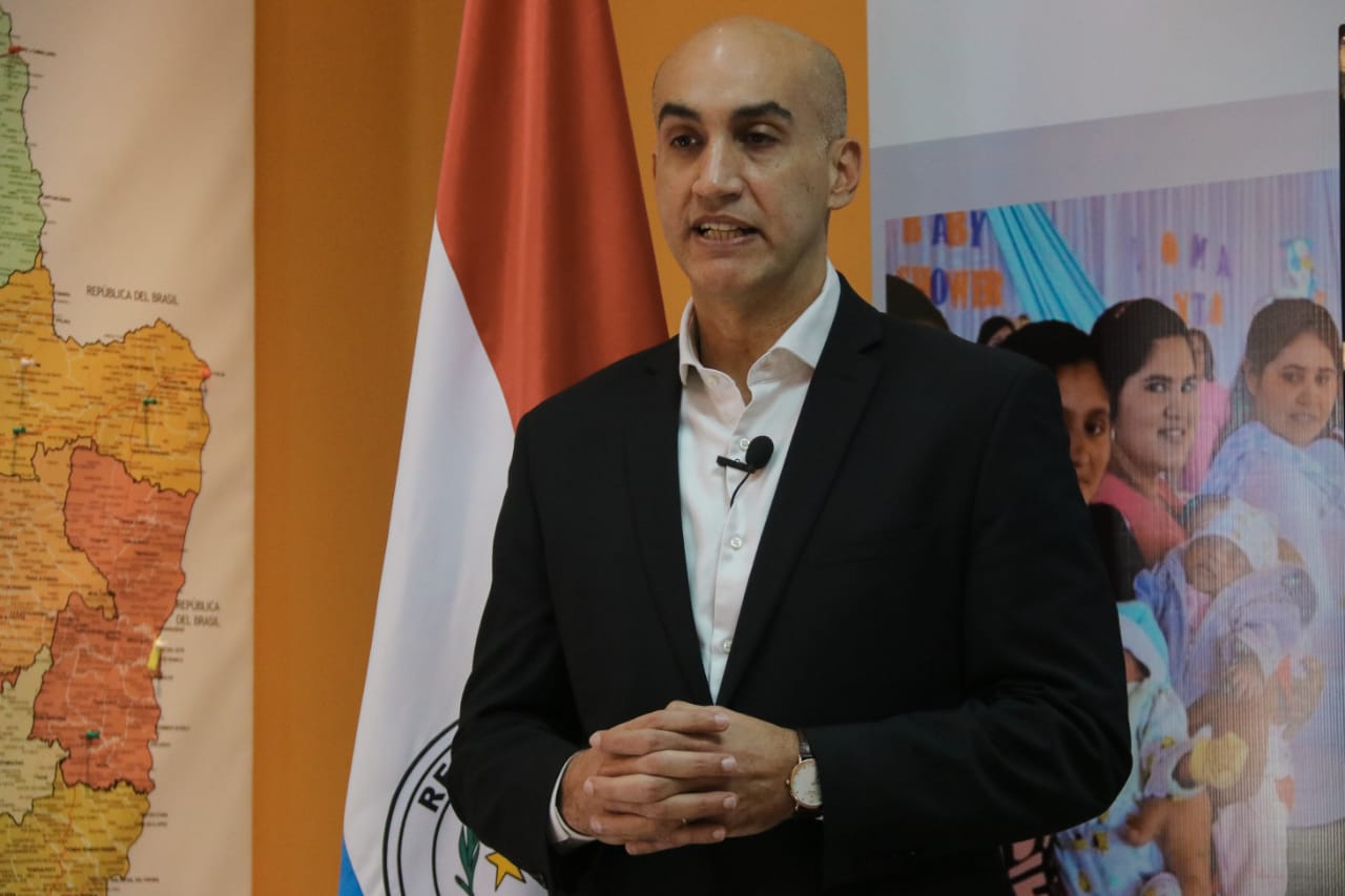Julio Mazzoleni, ministro de Salud. Foto: Ministerio de Salud