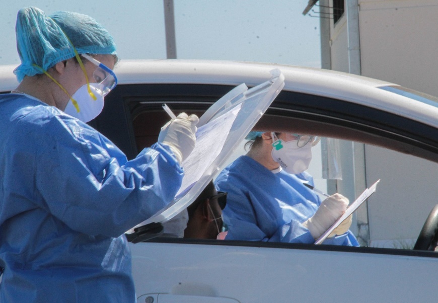 Las tomas de muestras también van aumentando en distintas partes del país. Foto: Salud