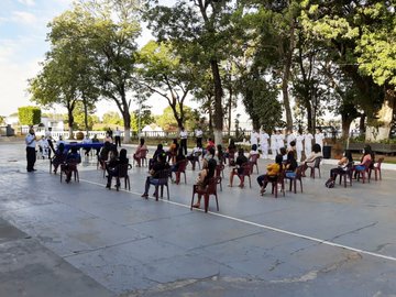 Varios de los albergues se encuentran en unidades militares.