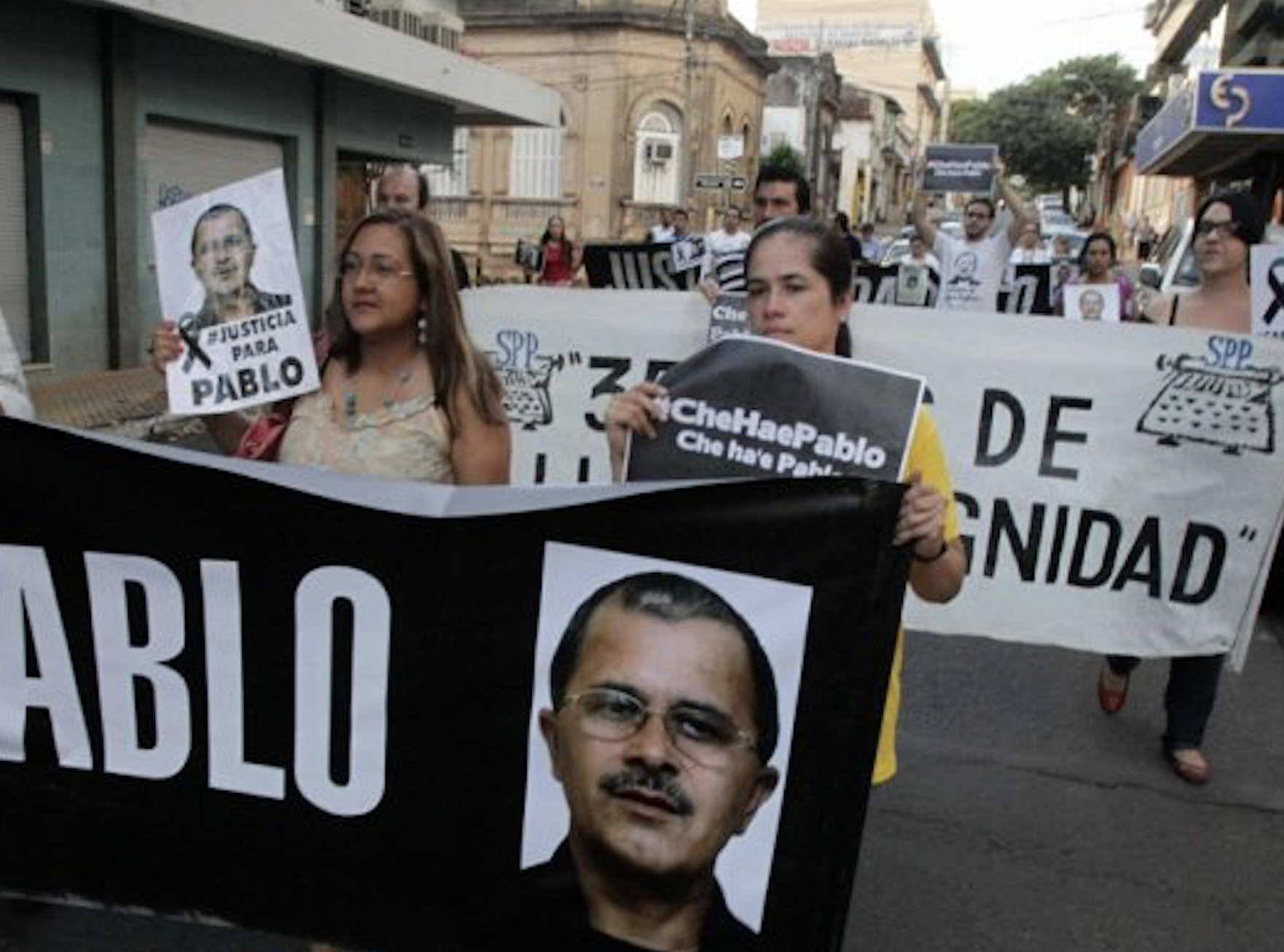 Manifestación pidiendo justicia por el asesinato del periodista Pablo Medina.