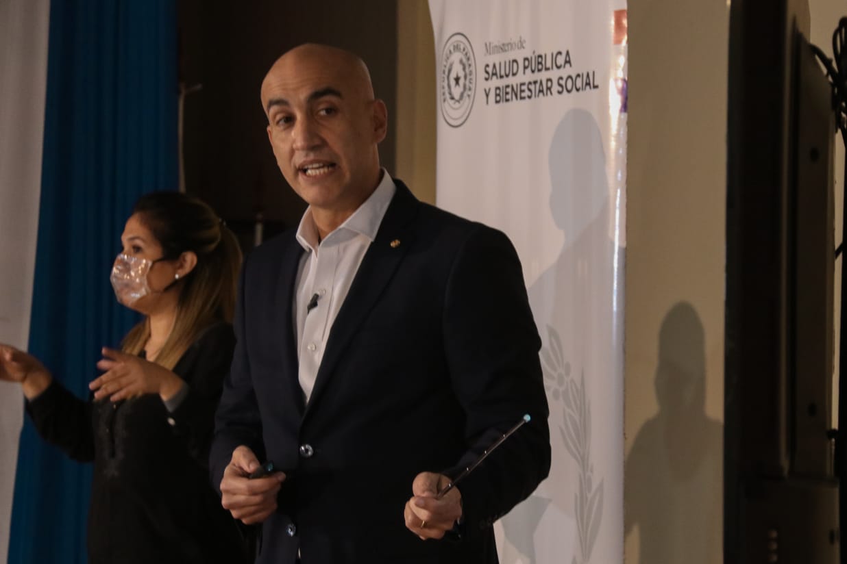 Julio Mazzoleni, ministro de Salud. Foto: Ministerio de Salud
