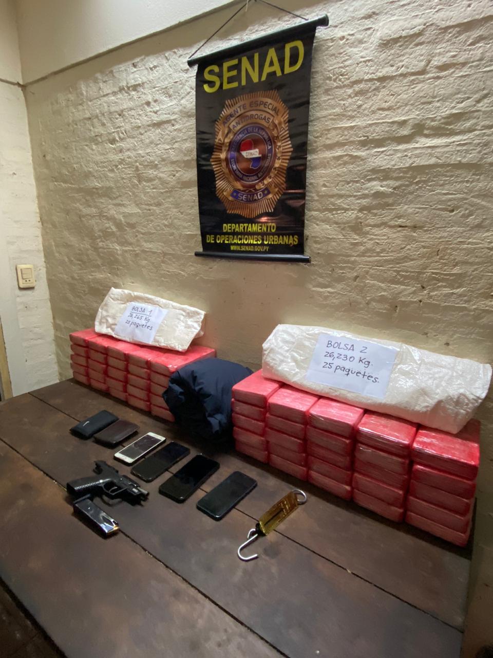 Tras el operativo se logró incautar más de 52 kilos de cocaína. Foto: Senad
