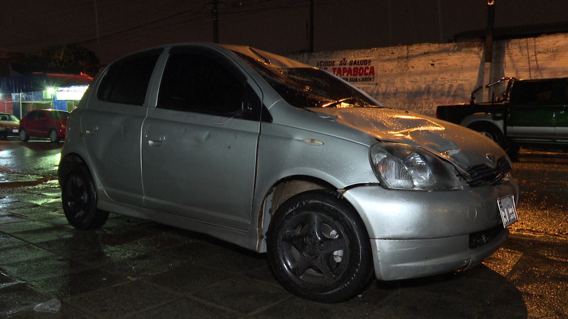 El caballo salió a la ruta y fue atropellado por un vehículo y posteriormente por un motociclista.
