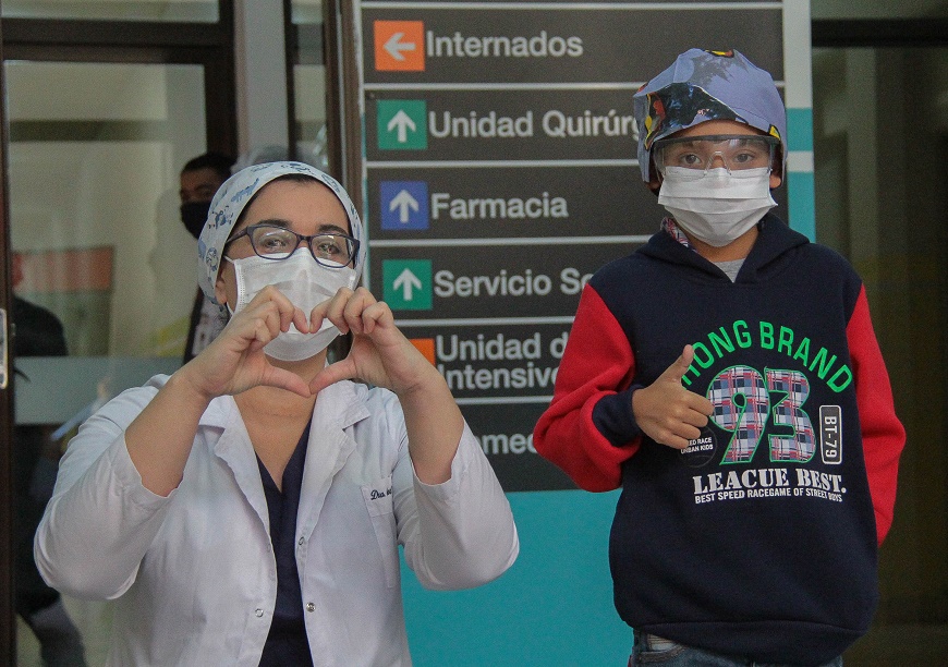 Gracias a la adquisición de INAT, todos los niños paraguayos tienen acceso gratuito a un medicamento esencial para evitar el rechazo de órganos trasplantados. Foto: FerCalistro