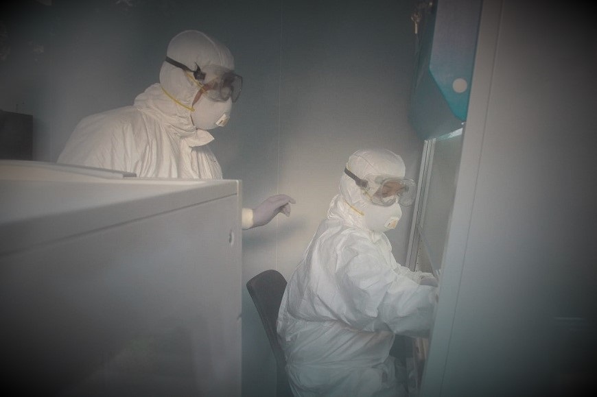 Una cuadrilla del Laboratorio Central fue a cuarentena tras casos de Covid-19. Foto: Ministerio de Salud
