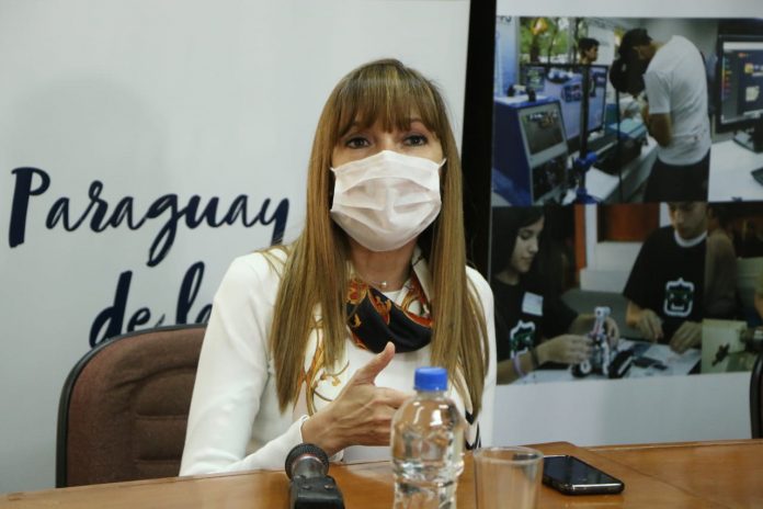 Ministra del Trabajo, Carla Bacigalupo.