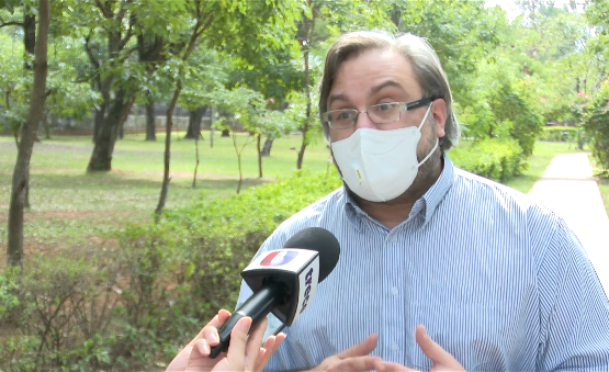 Dr. José Fusillo, neumólogo.