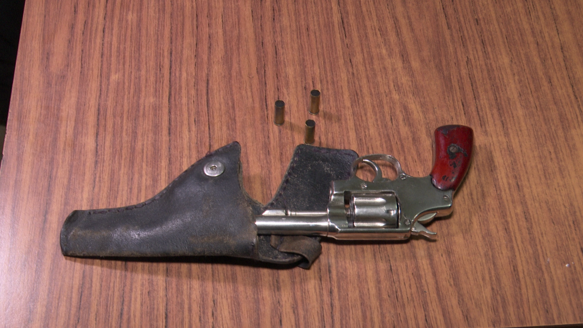 En poder del hombre se incautó un revólver calibre 32.