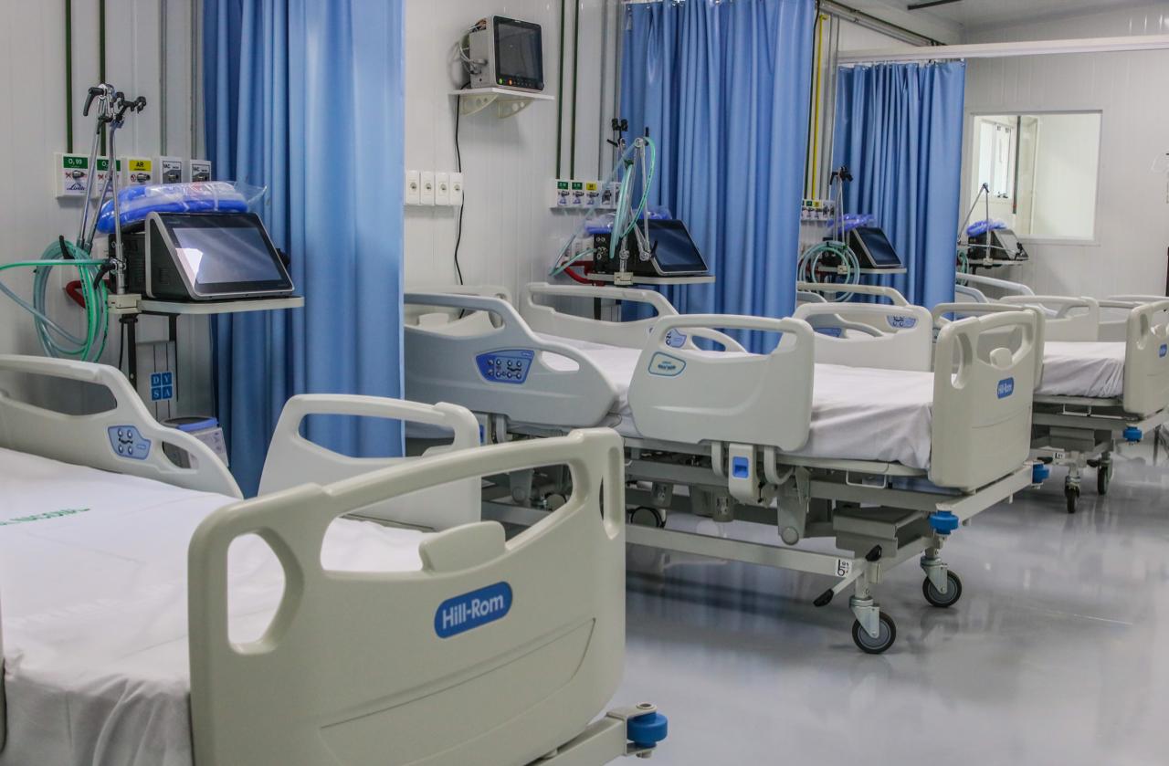Imagen referencial. Camas de terapia intensiva con respiradores.