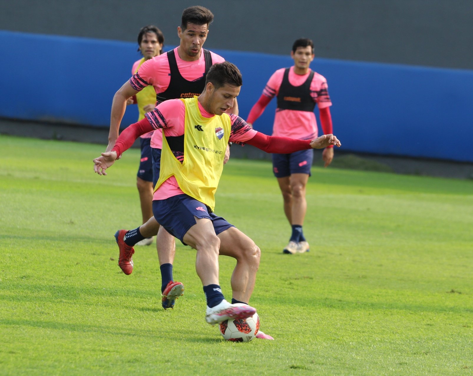 Entrenamiento de los jugadores del Club Nacional. Foto: @clubnacionalpy