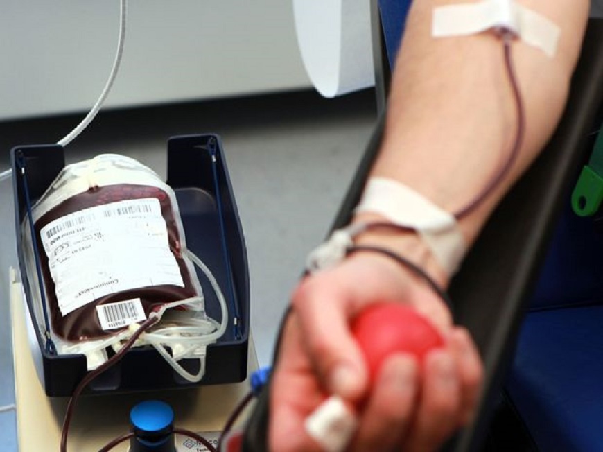 Imagen ilustrativa de donación de sangre y plasma.