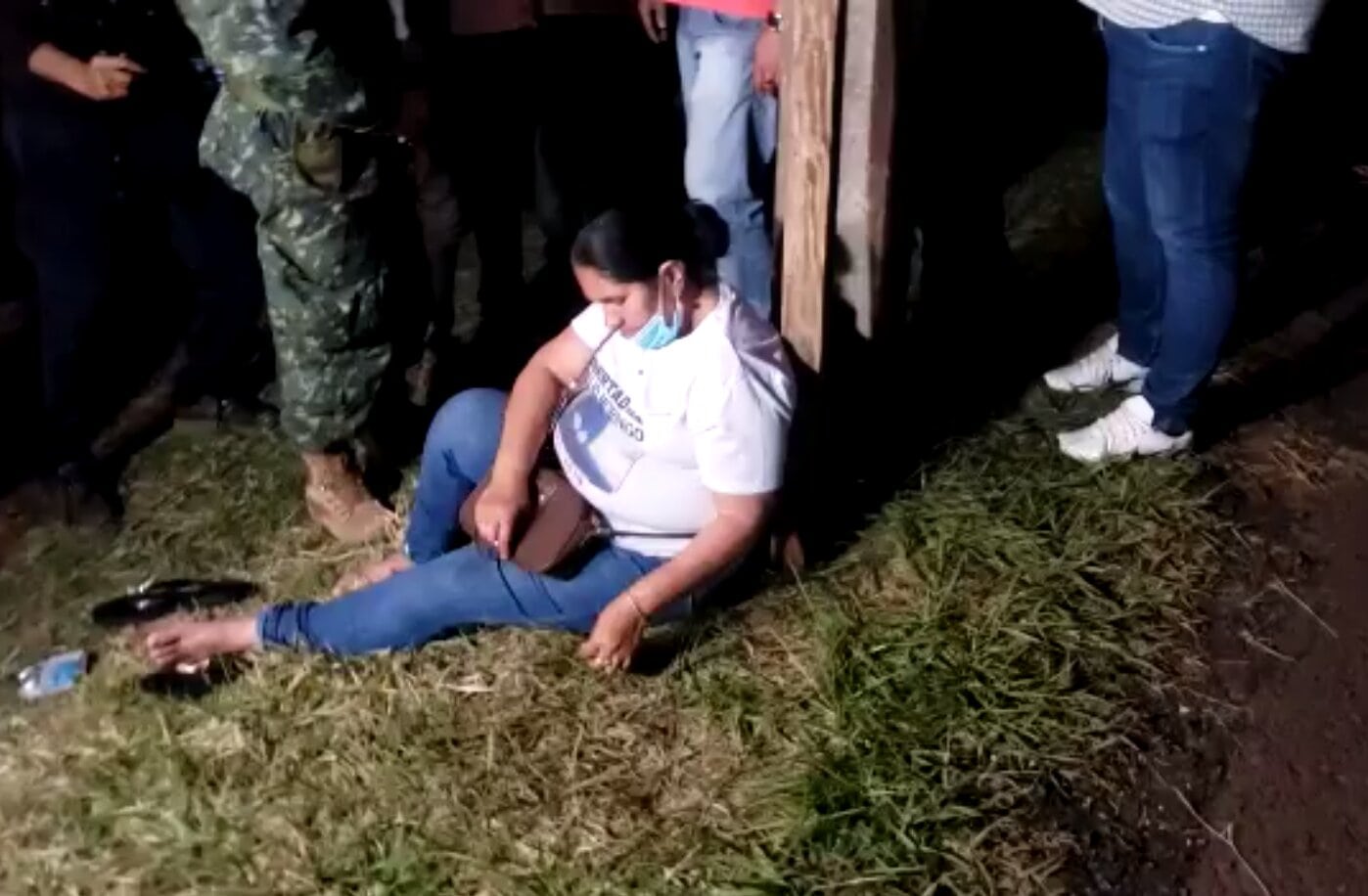 Obdulia Florenciano encadenada en la base de operaciones de la FTC