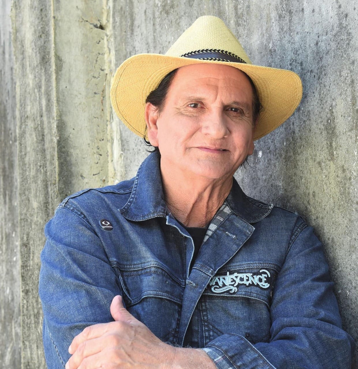 Esta madrugada se confirmó el deceso del cantautor paraguayo Rolando Percy. Foto: Gentileza.