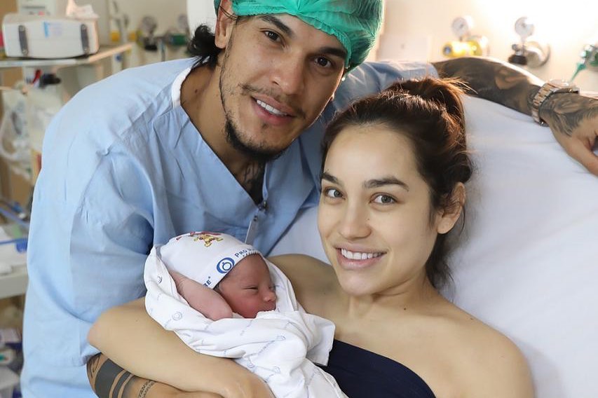 Gustavo Gómez y Jazmín Torres tienen dos hijos. Foto: Instagram.