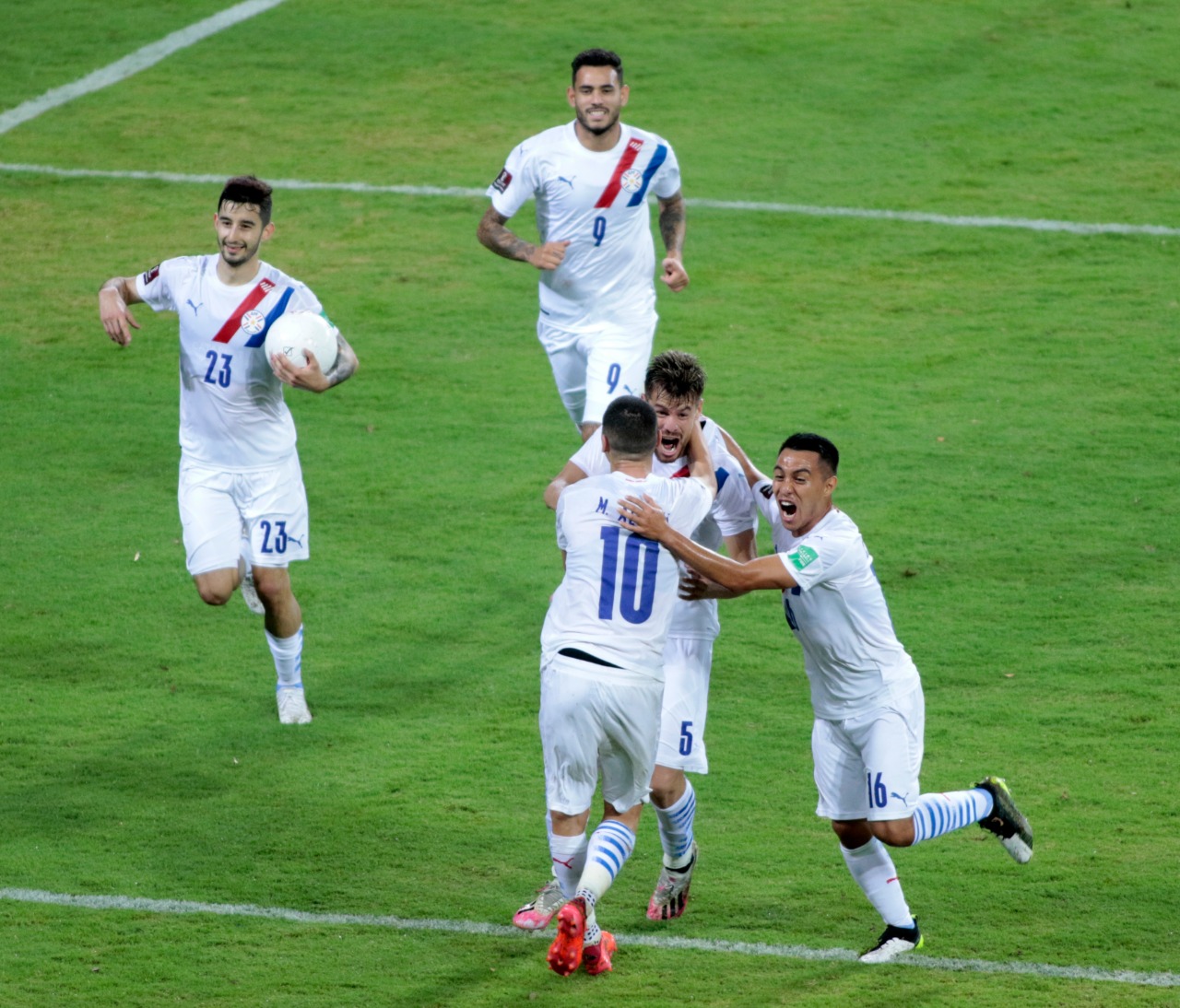 La Selección Paraguaya logró un triunfo ante Venezuela por la fecha 2. Foto: @Albirroja