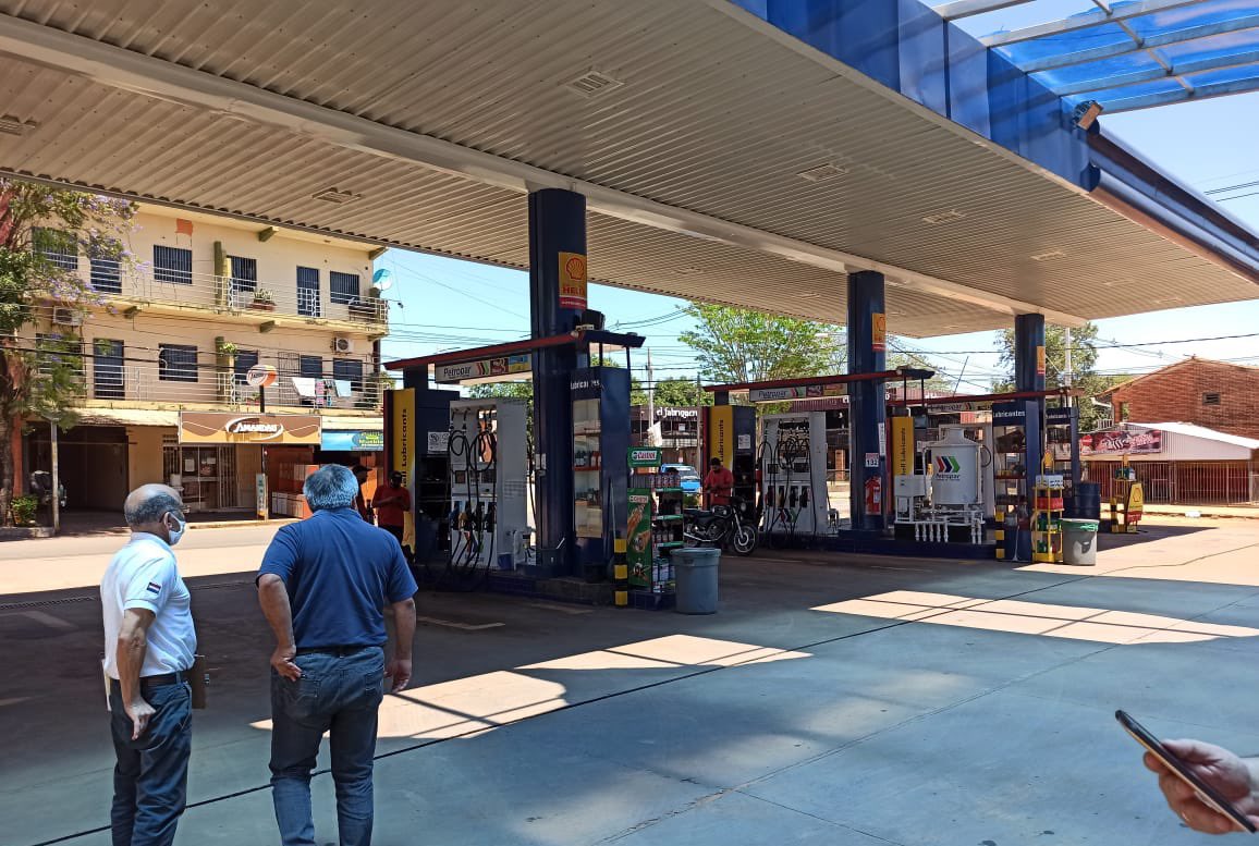 Estación de petropar donde los funcionarios del MIC verificaron la calidad del combustible.