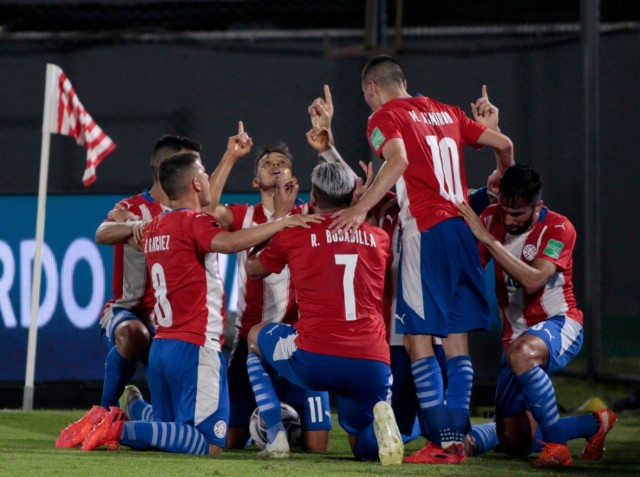 El plantel de la Selección Paraguaya lucirá la casaca albirroja. Foto: @Albirroja