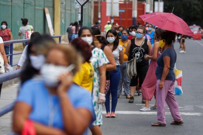 Fila de personas