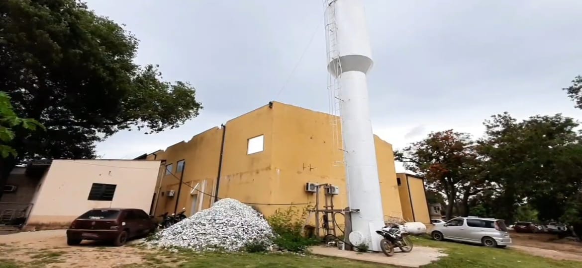 Hace más de dos años se encuentra abandonada una obra.