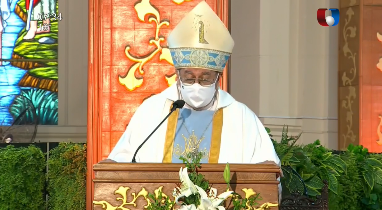 Monseñor Ricardo Valenzuela