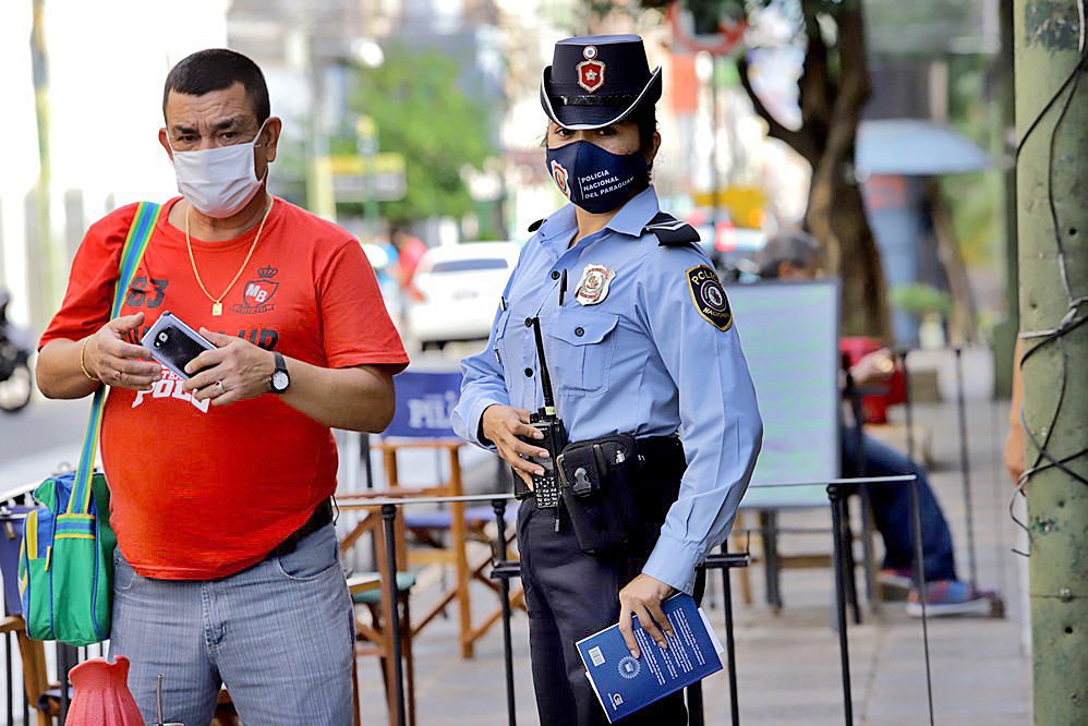 El cumplimiento de las medidas sanitarias resulta de vital importancia, especialmente durante las fiestas de fin de año. Foto Ilustración - Agencia IP