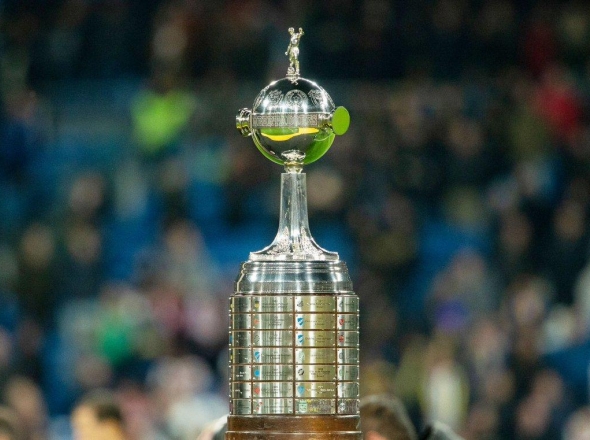 El trofeo de la Copa Conmebol Libertadores. Foto: Conmebol.