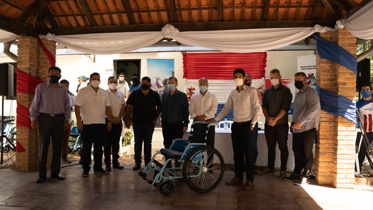 Distinción a médicos en San Bernardino. Foto: gentileza.