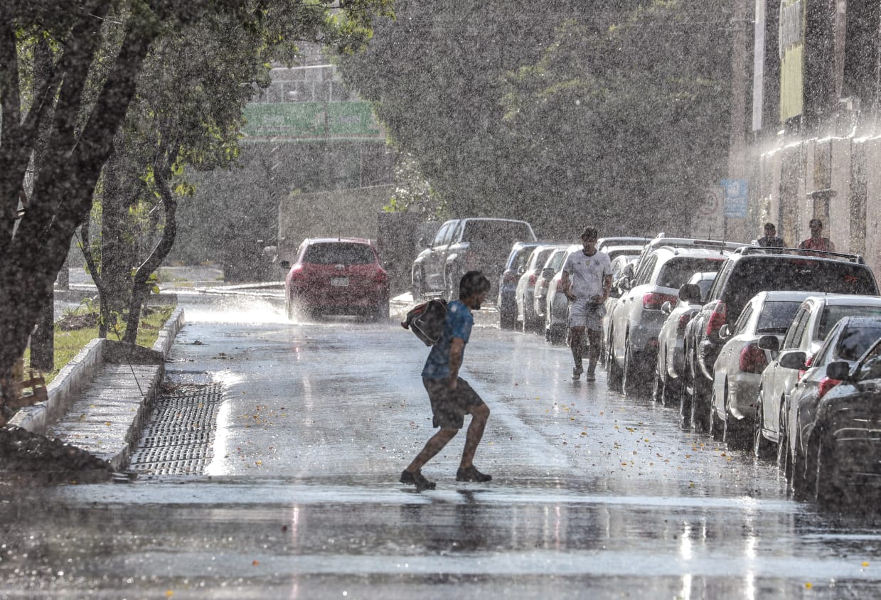 Anuncian lluvias desde hoy y para toda la semana. Foto: Agencia IP