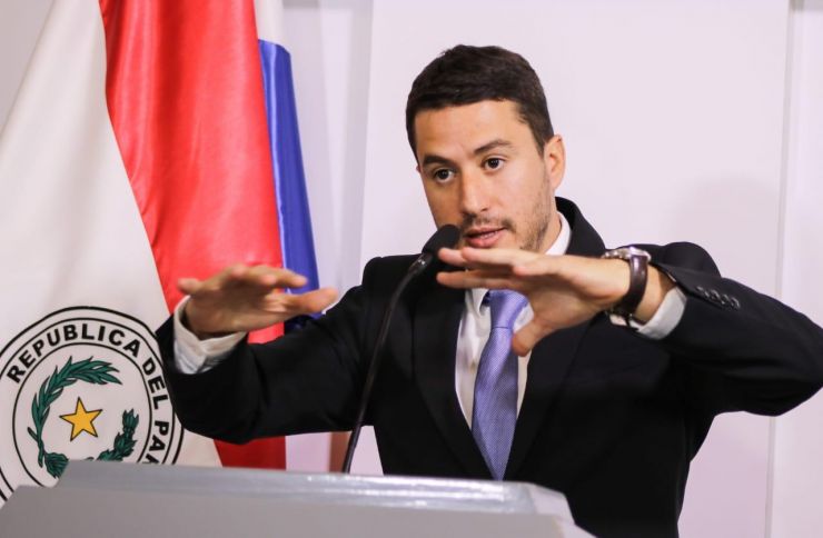 El viceministro del Mitic, Miguel Martín, presentó su renuncia
