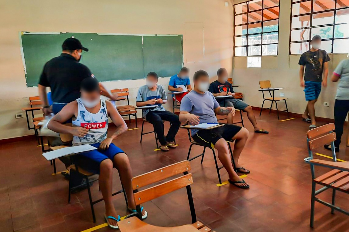 Adolescentes en conflicto con la ley inician clases en Itauguá