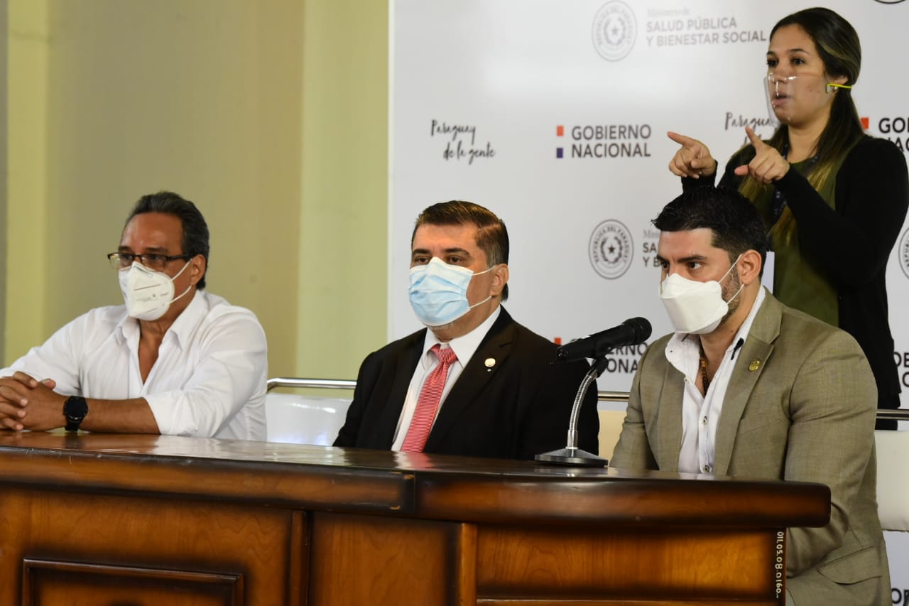 Reunión el Ministerio de Salud. Foto: Radio UNO.