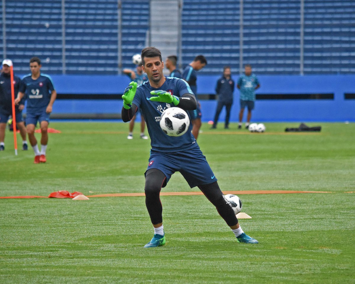 Popi Muñóz podría perderse el resto del Torneo Apertura. Foto: @CCP1912oficial